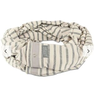 NuRoo Multi-functional Lightweight Soft Breathable Nursing Scarf